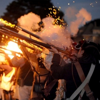 Firing revolutionary guns at night (Instagram@fortgriswold)
