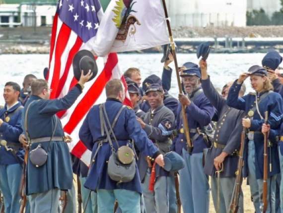 Reenactment of battle at Fort Trumbull (Instagram@the_8th_cv)
